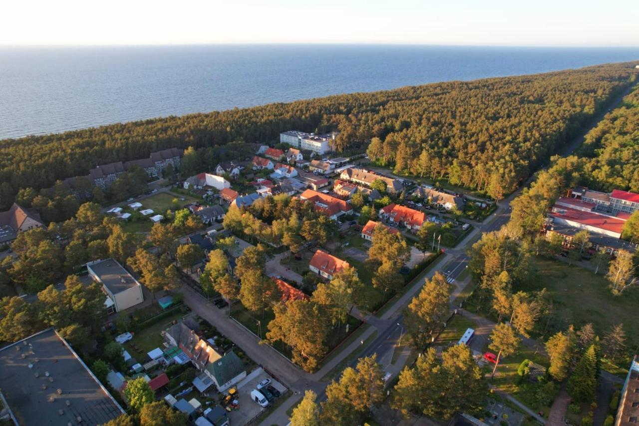 Osrodek Wypoczynkowy Merkury Villa Mrzezyno Bagian luar foto