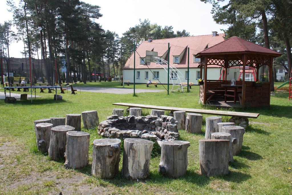 Osrodek Wypoczynkowy Merkury Mrzezyno Bagian luar foto