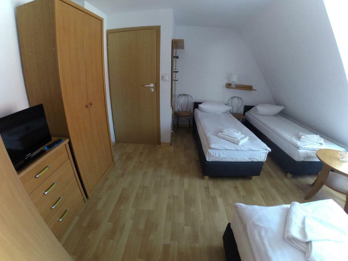 Osrodek Wypoczynkowy Merkury Mrzezyno Bagian luar foto